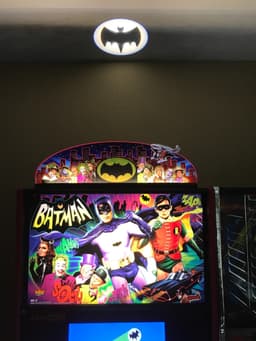 Batman '66 Premium thumbnail 6